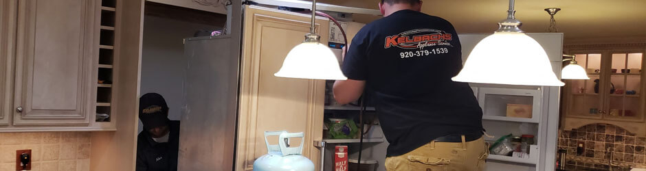 Repairing a refrigerator in Milwaukee, WI